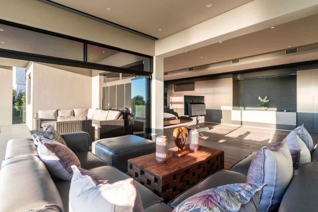 47c3ec9f-4324-47-Swbzm