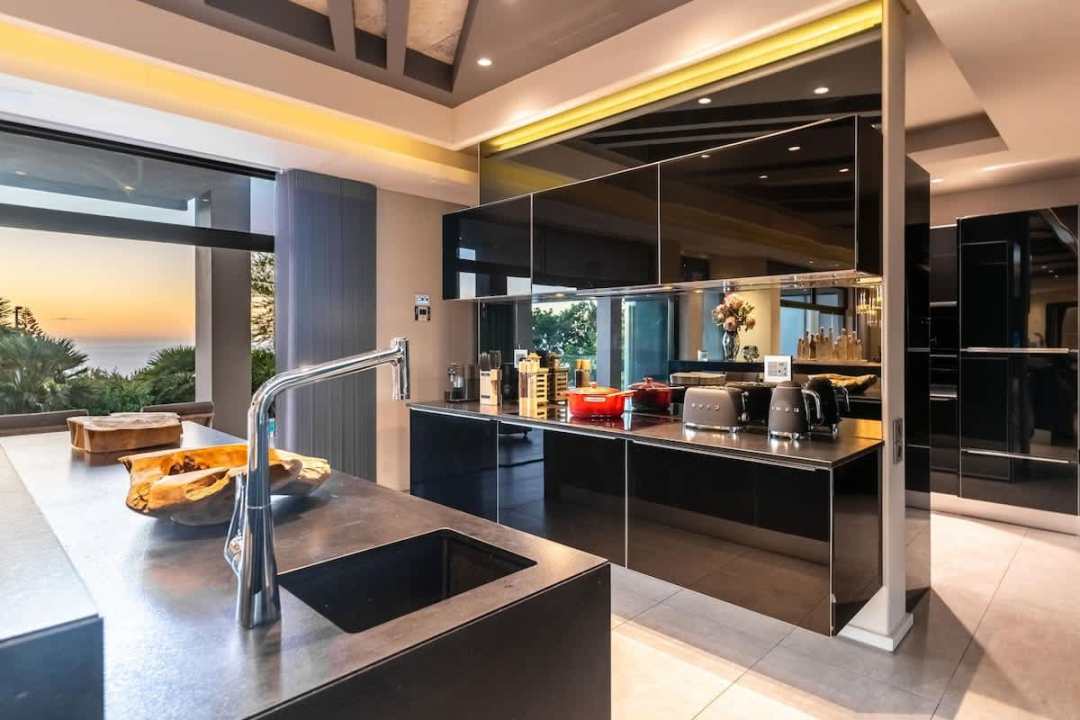 c89adaf9-b73e-48-MabLm