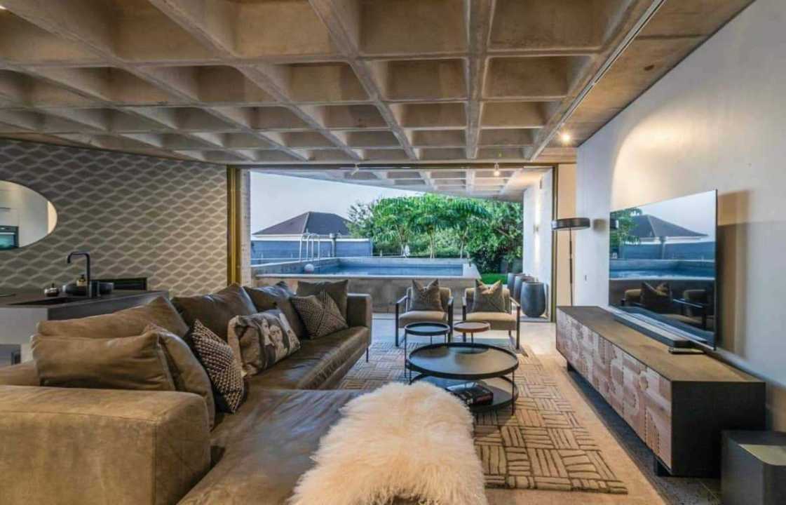 q1fxuyn3c5qnwwborbge