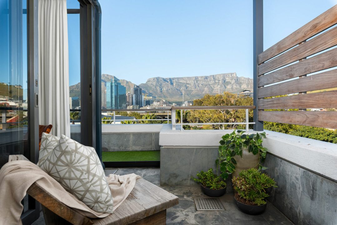 Va-Waterfront-Accommodation-601-Dovenby-6