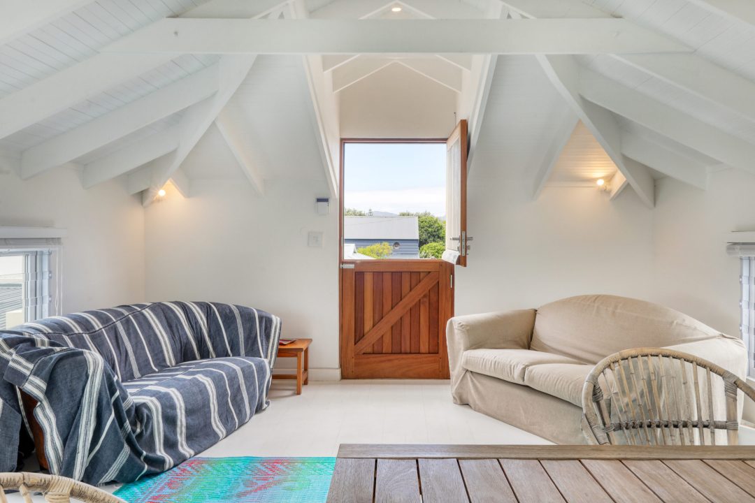 Flatlet_lounge-scaled