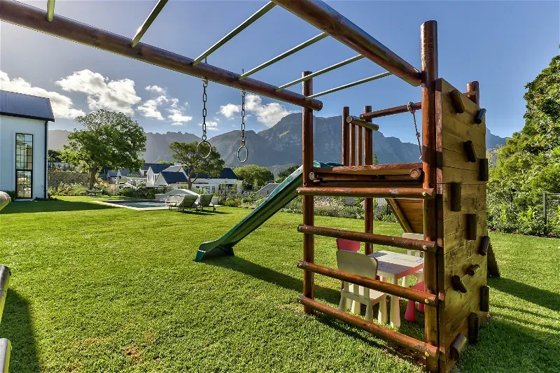 04-09exeter-30d460aae