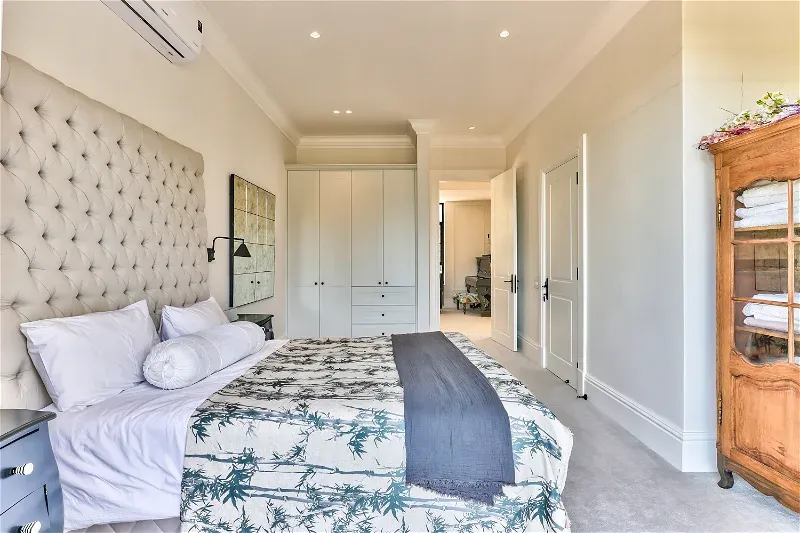 04-09exeter-4947531bf