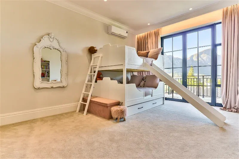 04-09exeter-53ad1b2c8