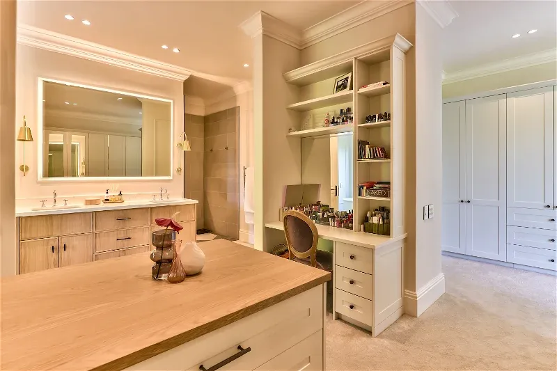 04-09exeter-615ce8741