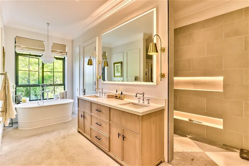 04-09exeter-625ff7c13