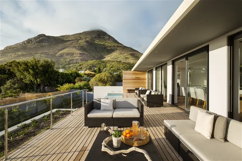 front_patio_seating_area_mountain_view_daylight88fe4af