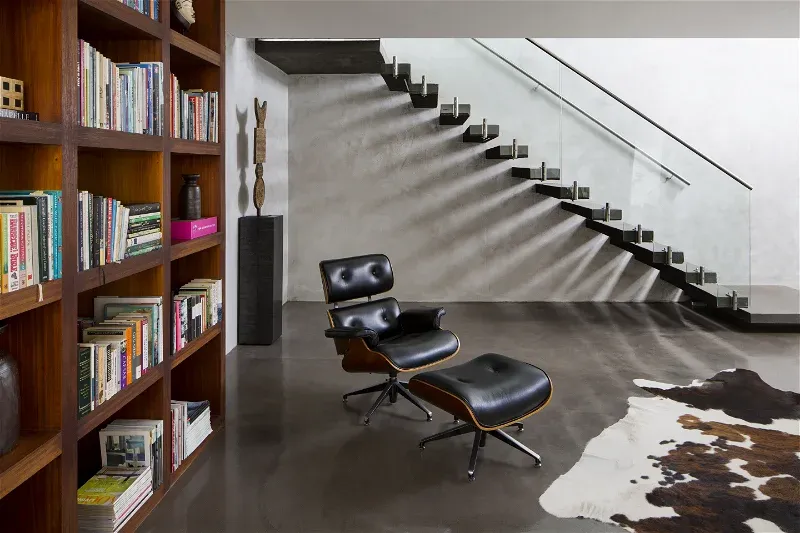 library__staircase111bc8a