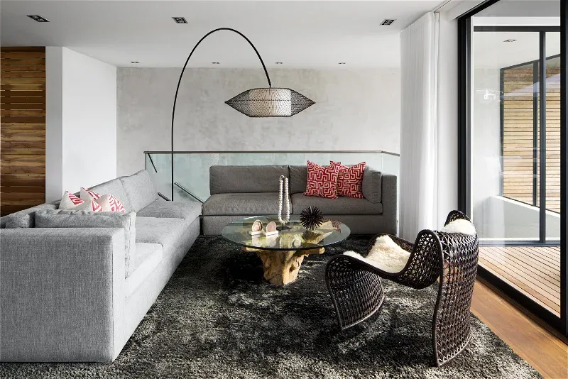 upstairs_seating_area5440d34