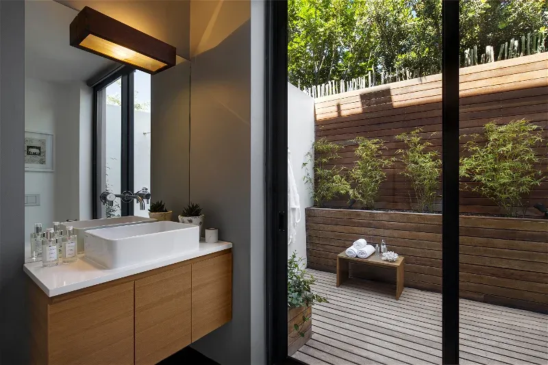 waterline_033_copy9f49f44