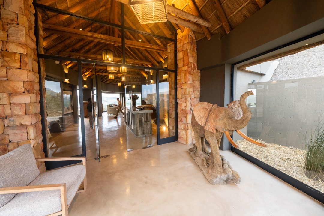 Lehele-Lodge-Entrance_DSC_4413