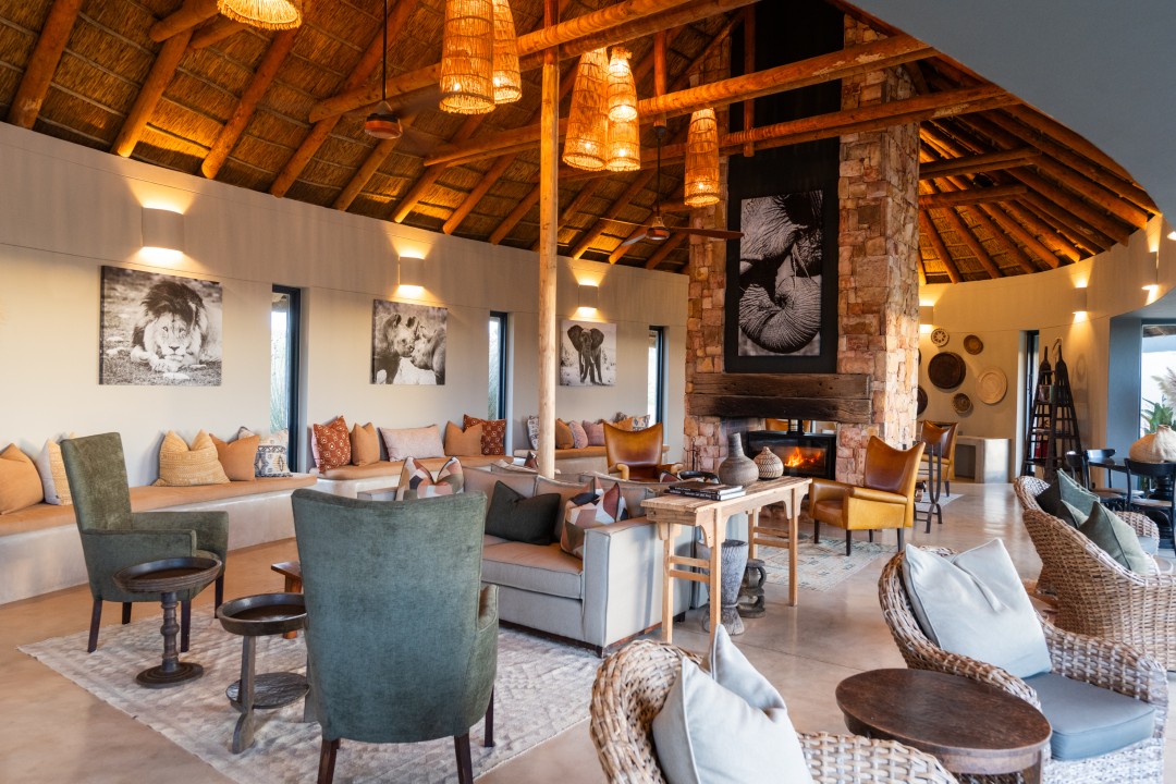 Lehele-Lodge-Lounge_DSC_4349