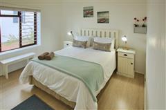 20250910_101248_8_L4SC_Bedroom_1_1_thumb