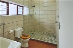 20250910_101333_11_L4SC_Bathroom_1_thumb