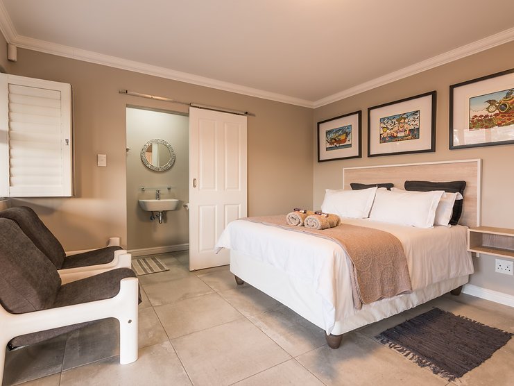 4b9fc8_4d6becb50f2c42628861ee41e8f493f6mv2