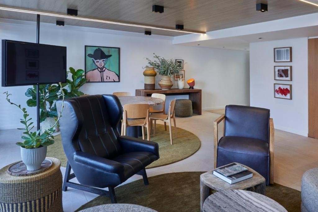 a02c5f51-3e17-47fa-b3e9-5e37fc990047