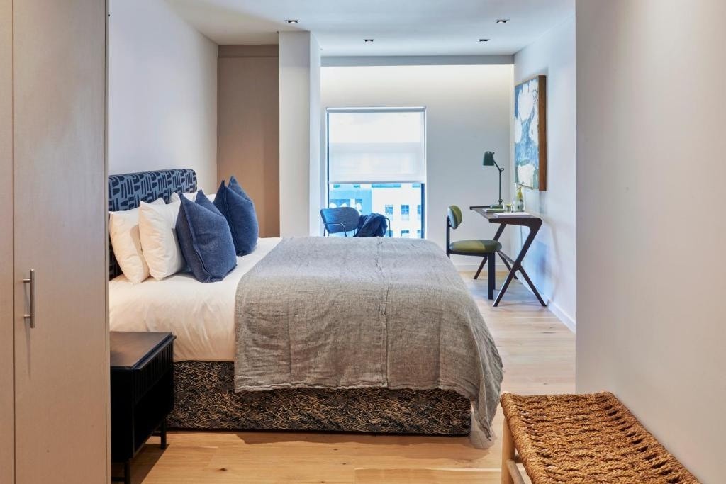 a02c5f51-a009-47ba-8428-30da92c9294f