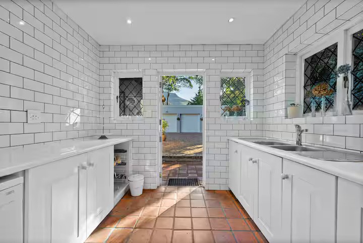 46118397-4229-403e-a455-b148cb5ce8f7