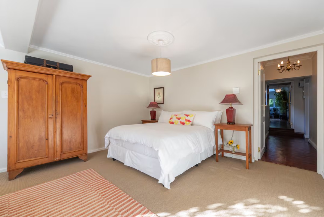 c700c21a-884d-42d2-819d-c032a493c02e