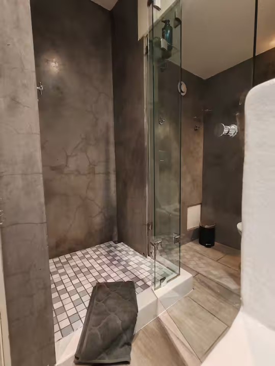 2bfe3abe-1f40-4bc7-b93e-8af1714d4b7a