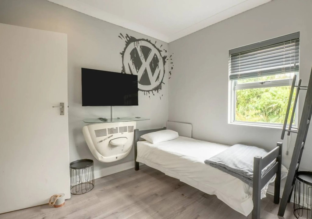 165494-420170-7kn4Y2Jcjkpnbd3xiDNks7pESpVtEBSCHFnmBefH-s-6892217b6f287