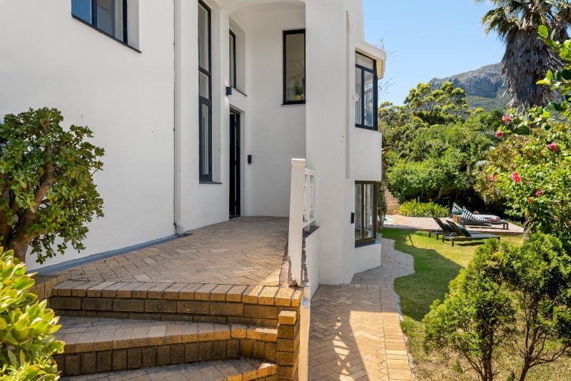 21MountRhodesDrive_HoutBay_41of51__555_1767873096766-w800.jpg