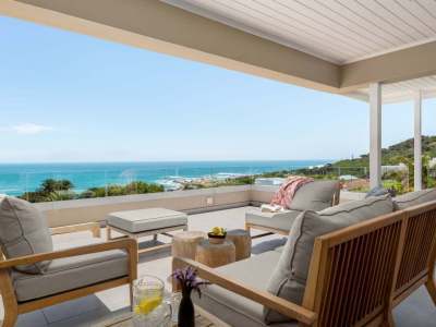 thumbs_Condo-Carolina-Camps-Bay-1