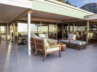 thumbs_Condo-Carolina-Camps-Bay-2-scaled