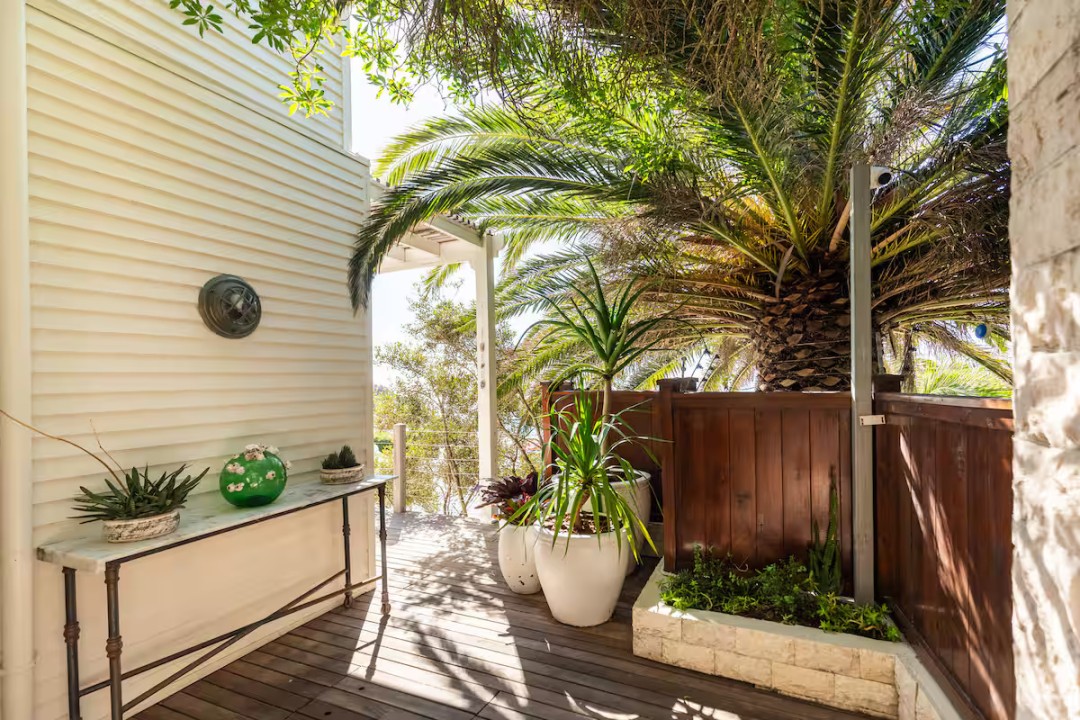 891c5b52-8caa-46eb-be35-d4f0f384264a